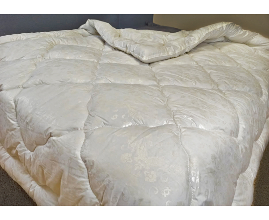 Одеяло из верблюжьей шерсти 2 сп. Грация1, изображение 2 - Интернет магазин "Труд"